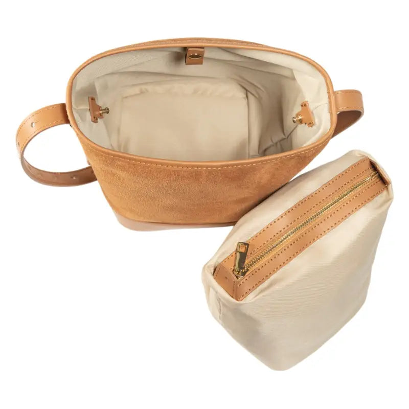 RB1031CQ | Borsa Donna a Secchiello BRENDA in Vera Pelle Made in Italy. Accessori in metallo Oro Lucido - Colore Cuoio - Dimensioni: cm 25 x 23,5 x 17-4