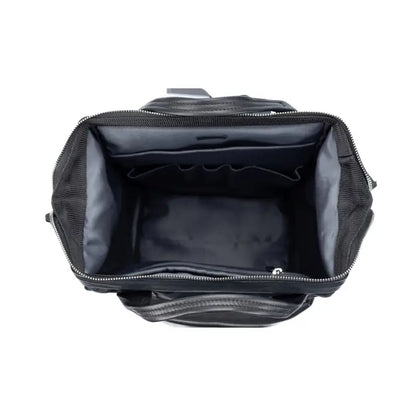 K0037AB | Zaino Idrorepellente in Nylon Waterproof/Vera Pelle pieno fiore con leggera grana - Colore Nero - Accessori Nickel lucido. Dimensioni: cm 27 x 39 x 19 - Confezione: Sacchetto Tnt-4