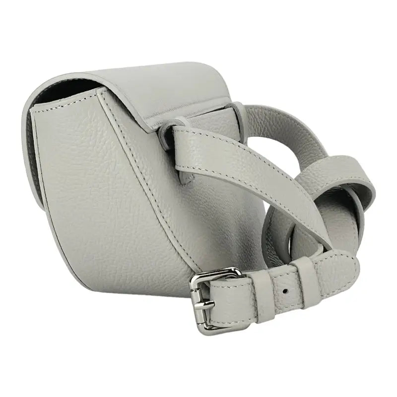 RB1027BO  | Borsa Donna a Bandoliera stondata in Vera Pelle Made in Italy. Tracolla removibile e regolabile in pelle. Accessori Nickel Lucido - Colore Ghiaccio - Dimensioni: cm 25 x 15 x 9-3