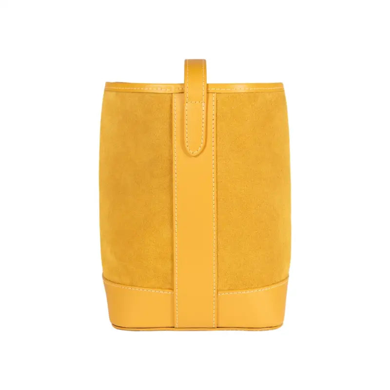 RB1031AR  | Borsa Donna a Secchiello BRENDA in Vera Pelle Made in Italy. Accessori in metallo Oro Lucido - Colore Senape - Dimensioni: cm 25 x 23,5 x 17-3